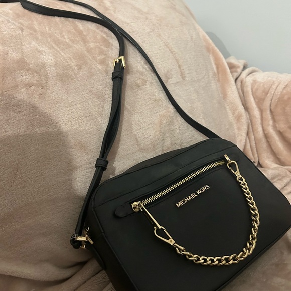 EUC Michael Kors Black Crossbody Bag with Gold Chain - Picture 1 of 5